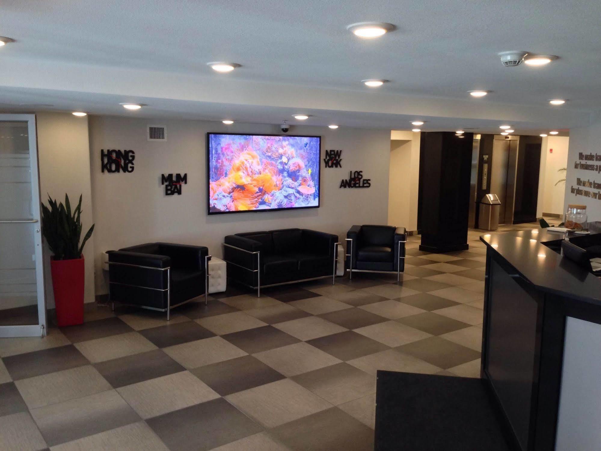 Hotel Elan カルガリー エクステリア 写真
